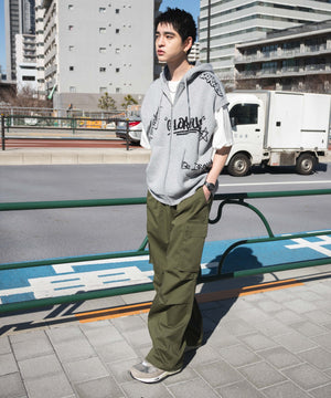 グレー モデル：180cm L着用