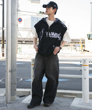 ブラック モデル：180cm L着用