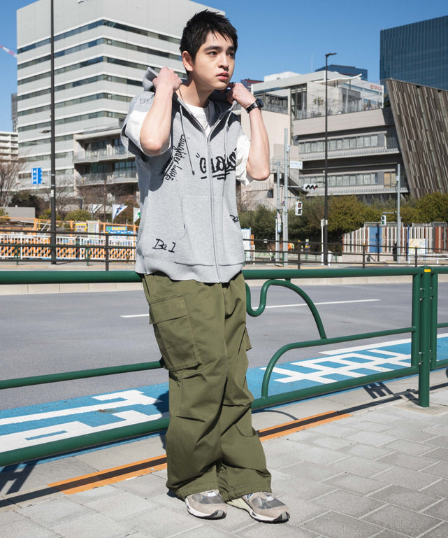 グレー モデル：180cm L着用