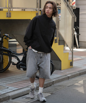 グレー モデル：175cm L着用