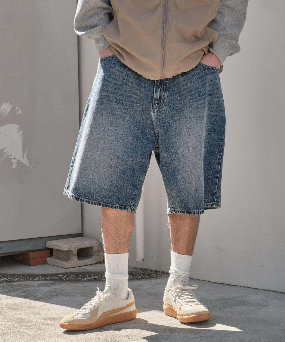 デニム中濃加工 モデル：175cm L着用