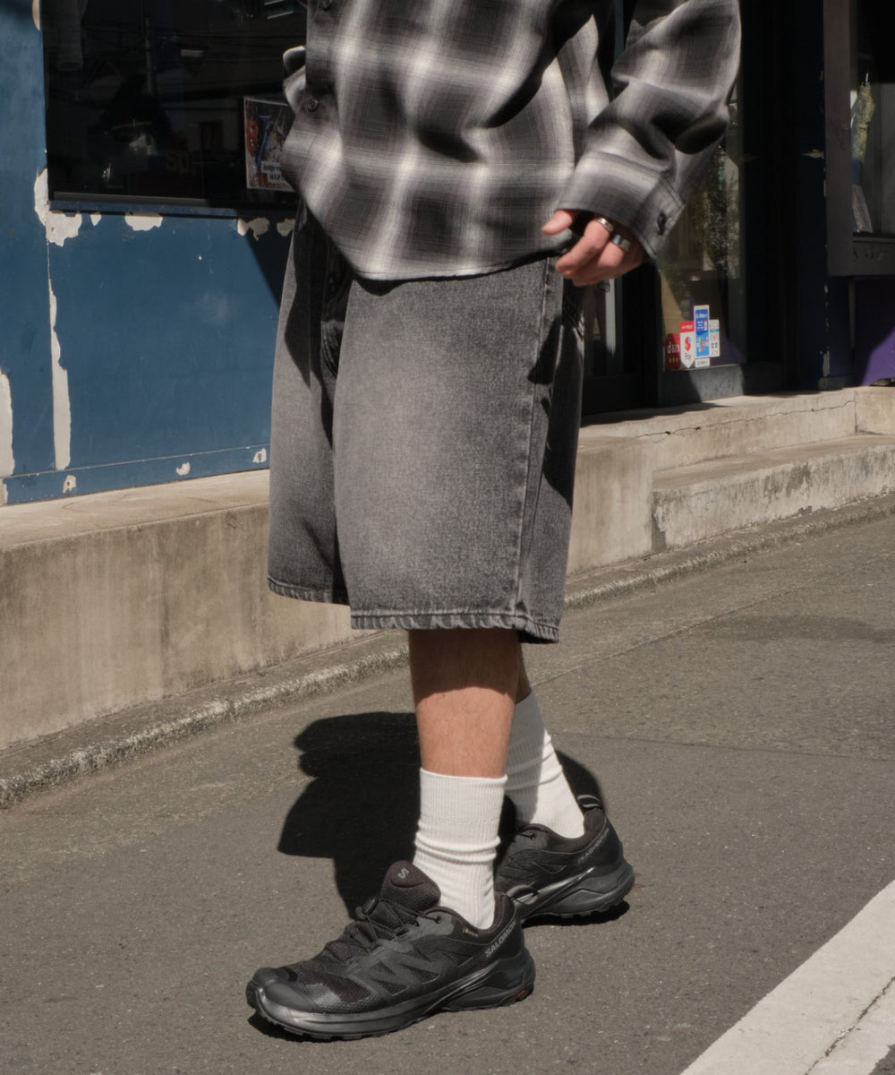 デニムブラック モデル：175cm L着用