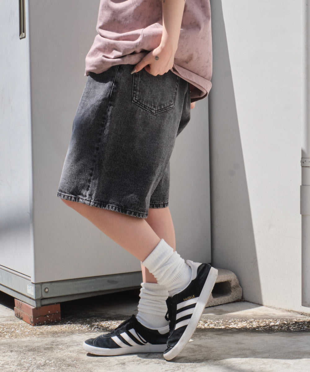 デニムブラック モデル：159cm S着用