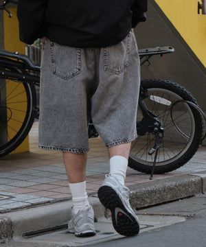 グレー モデル：175cm L着用