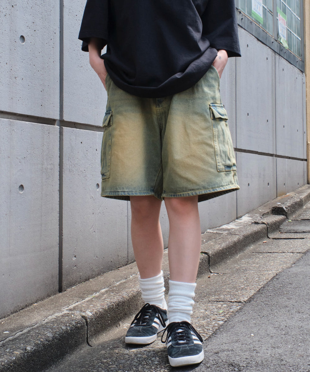 デニム淡色 モデル：159cm S着用