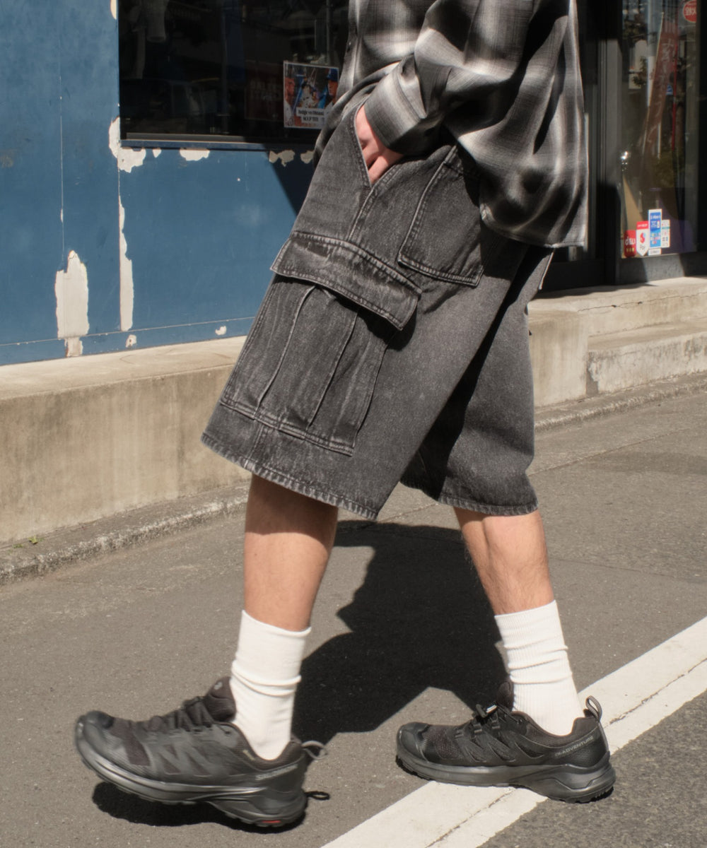 デニムブラック モデル：175cm L着用