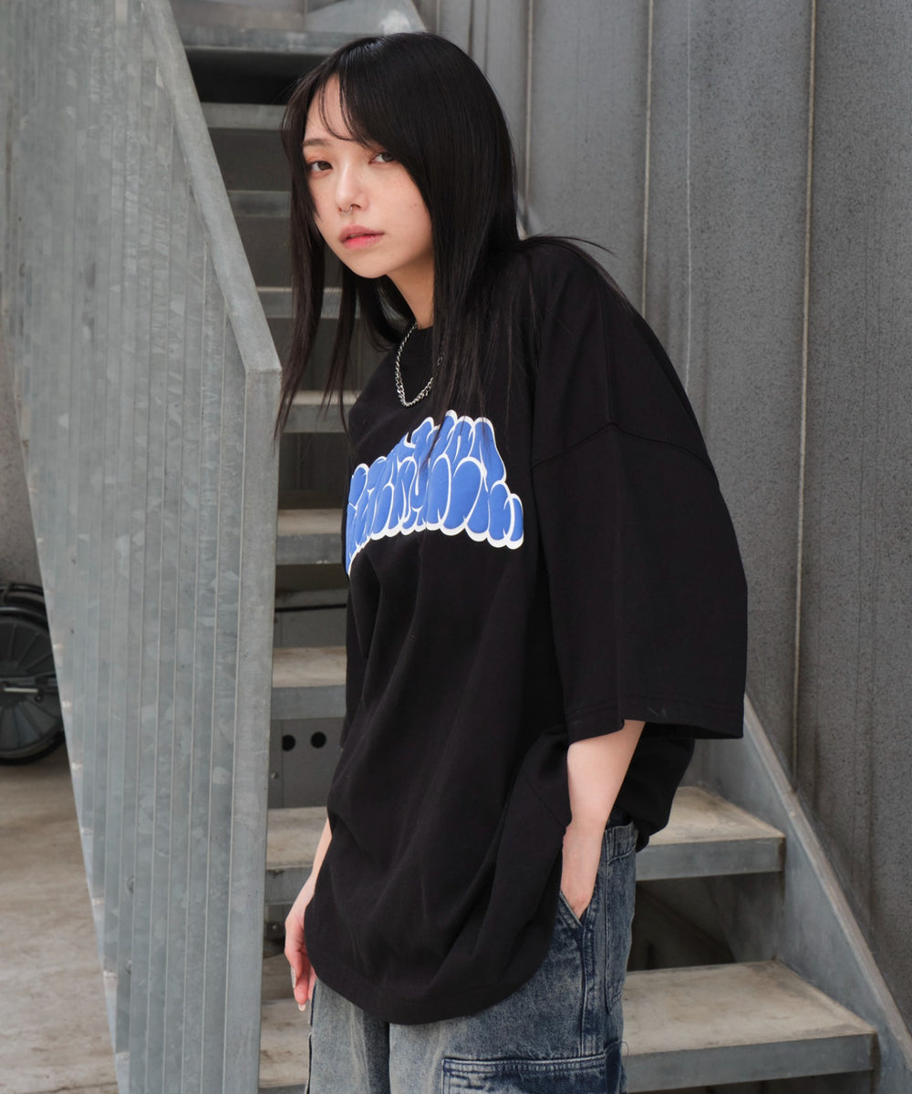 ブラック　 モデル：159cm L着用