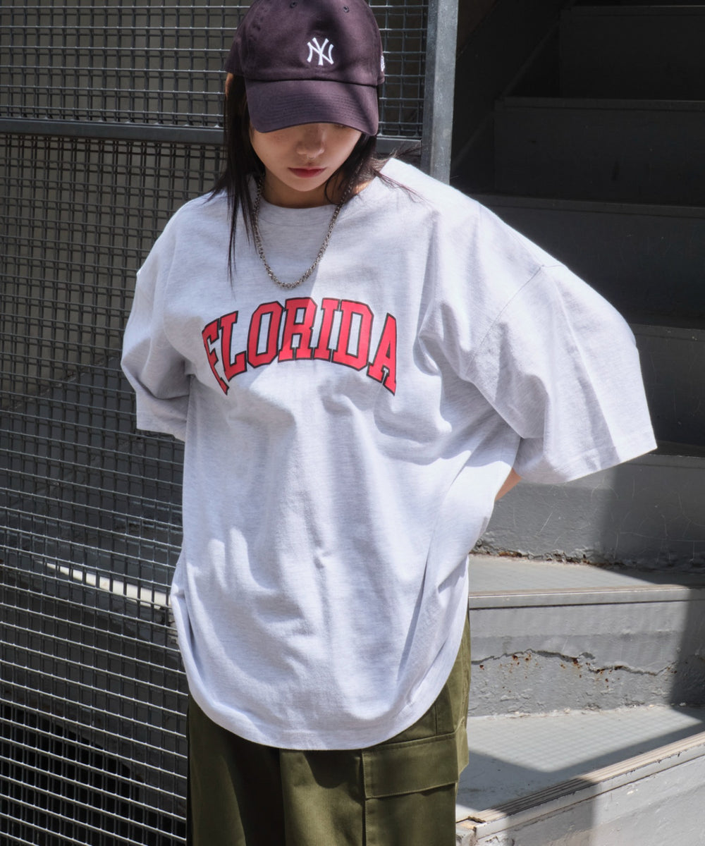 アッシュグレー モデル：159cm L着用