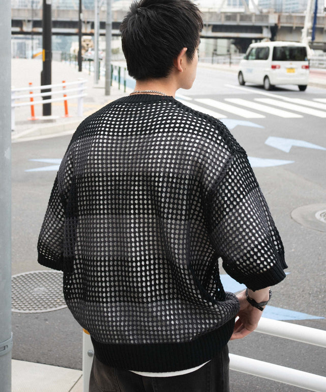 ブラックボーダー モデル：180cm L着用