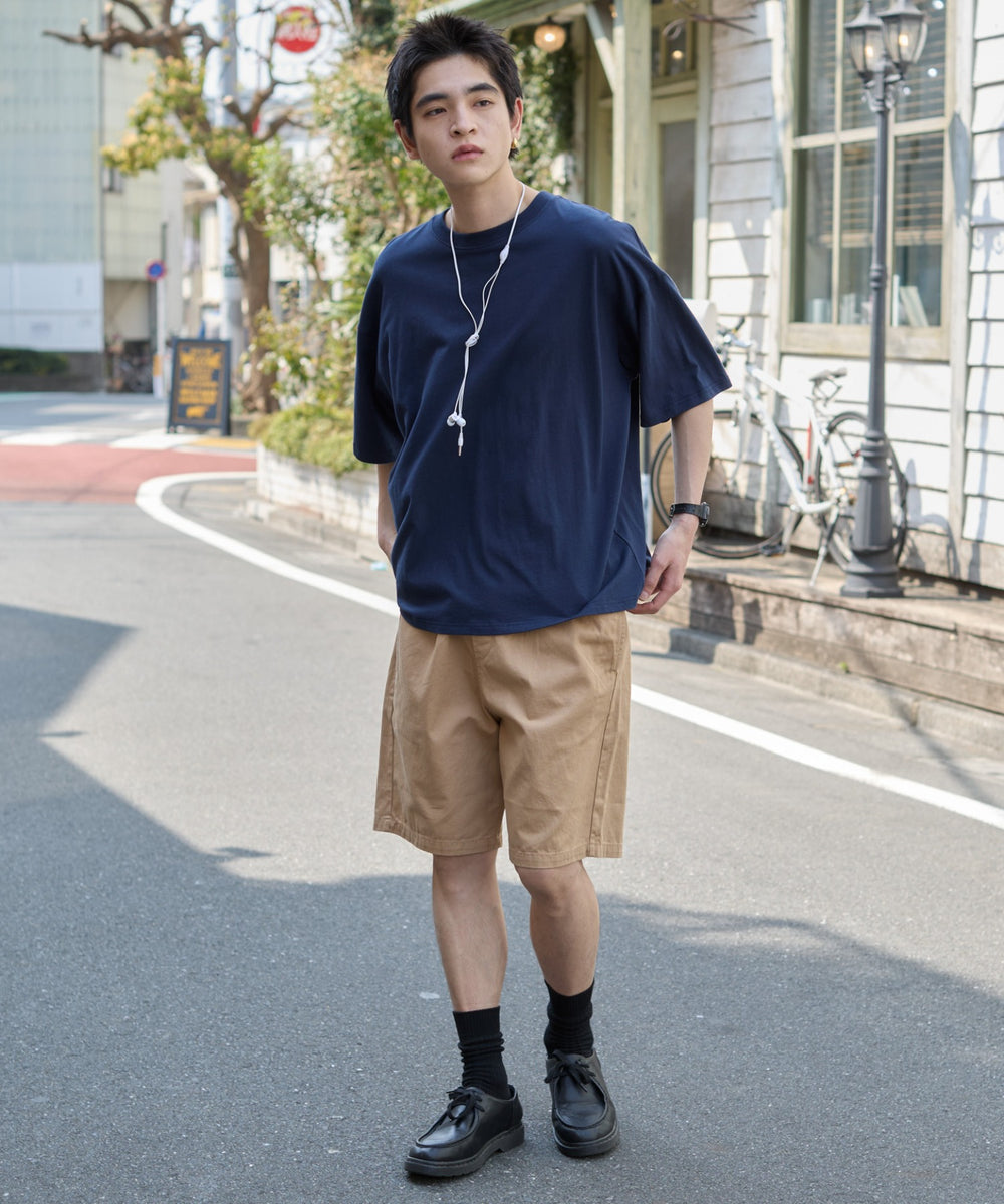 ベージュ モデル：180cm L着用