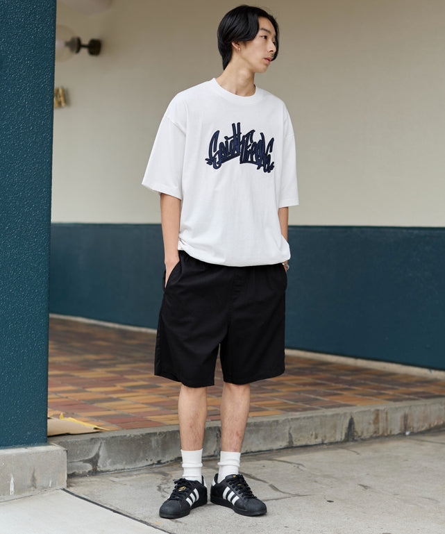 ブラック モデル：178cm L着用