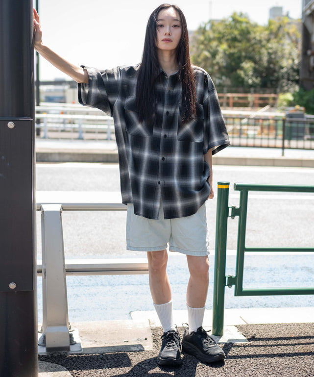 デニム淡加工 モデル：161cm S着用