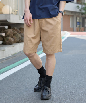 ベージュ モデル：180cm L着用