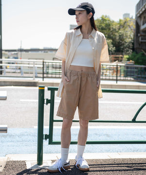 ベージュ モデル：161cm S着用