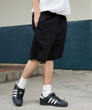 ブラック モデル：178cm L着用