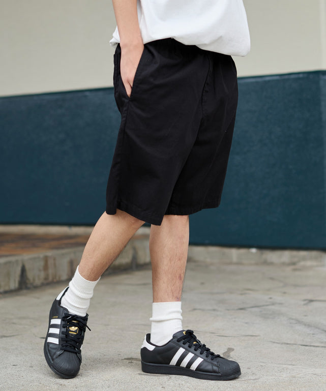 ブラック モデル：178cm L着用