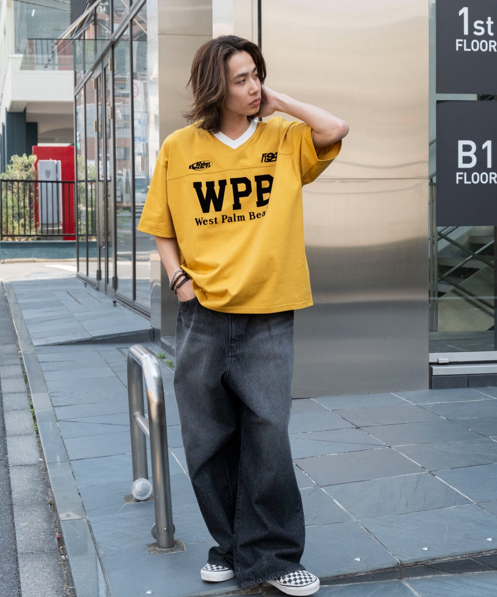 イエロー　モデル:175cm L着用