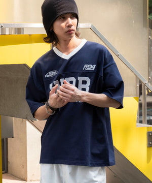 ネイビー　モデル:175cm L着用