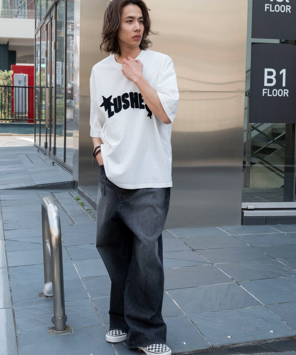 ホワイト　モデル:175cm L着用