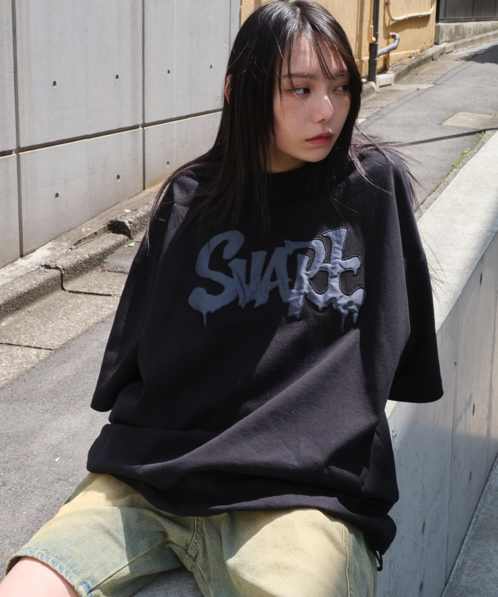 ブラック モデル：159cm L着用