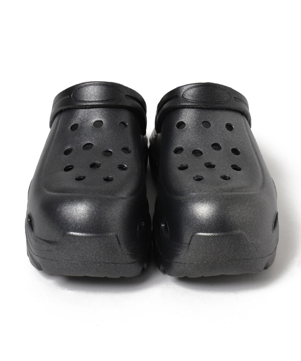 厚底ラバーサンダル