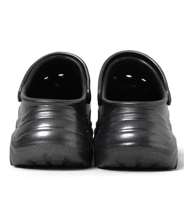 厚底ラバーサンダル