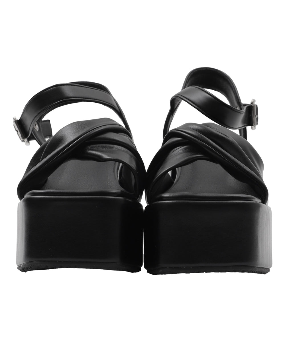 ストーム付きクロスヒールサンダル