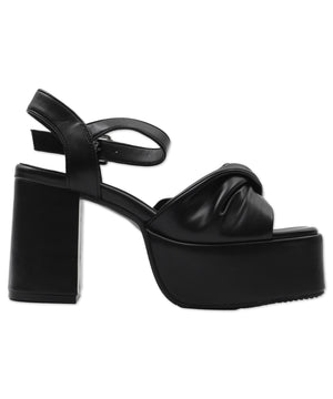 ストーム付きクロスヒールサンダル