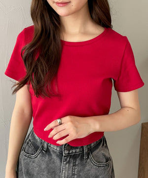 レッド モデル：160cm M着用