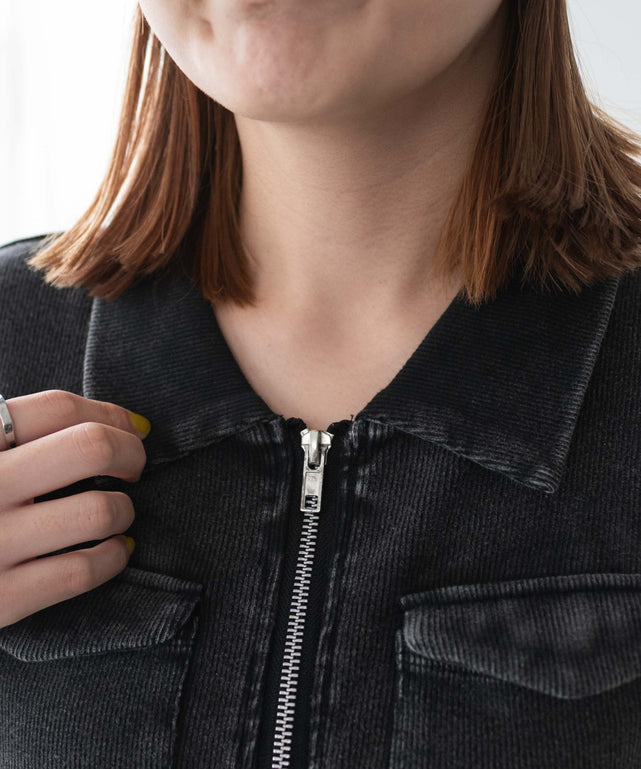 ポケットデザインWZIPトップス