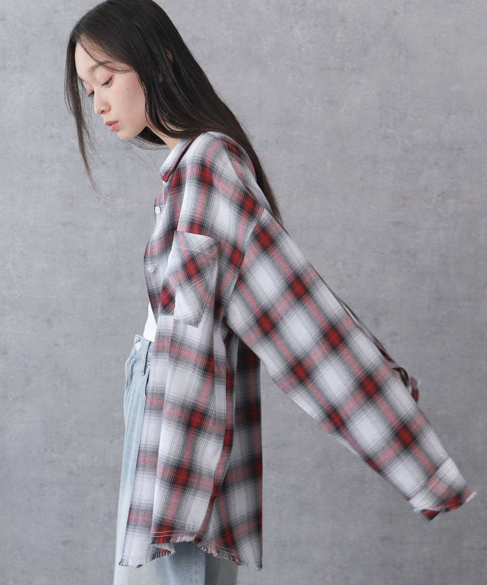 レッド モデル：161cm F着用