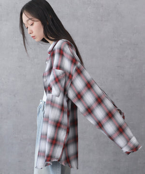 レッド モデル：161cm F着用