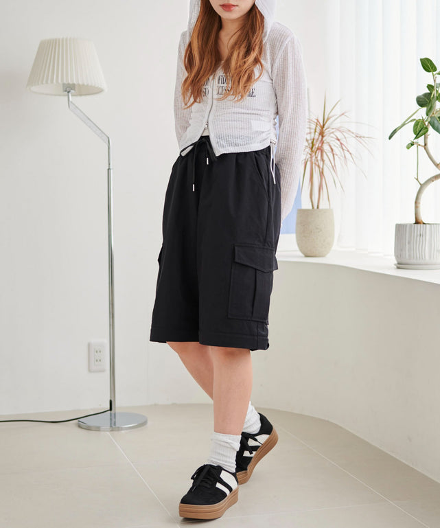 ブラック モデル：155cm F着用