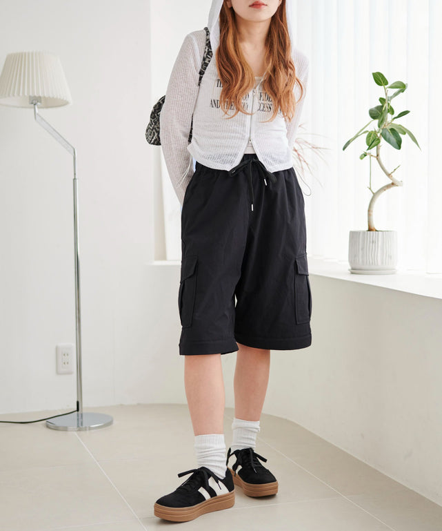 ブラック モデル：155cm F着用