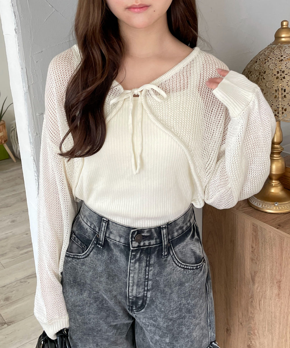 オフホワイト モデル：160cm F着用