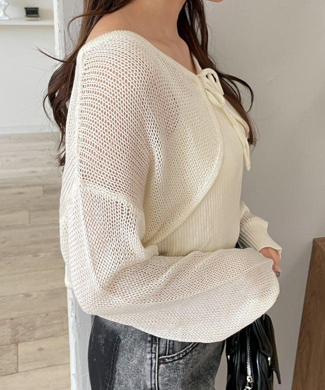 オフホワイト モデル：160cm F着用