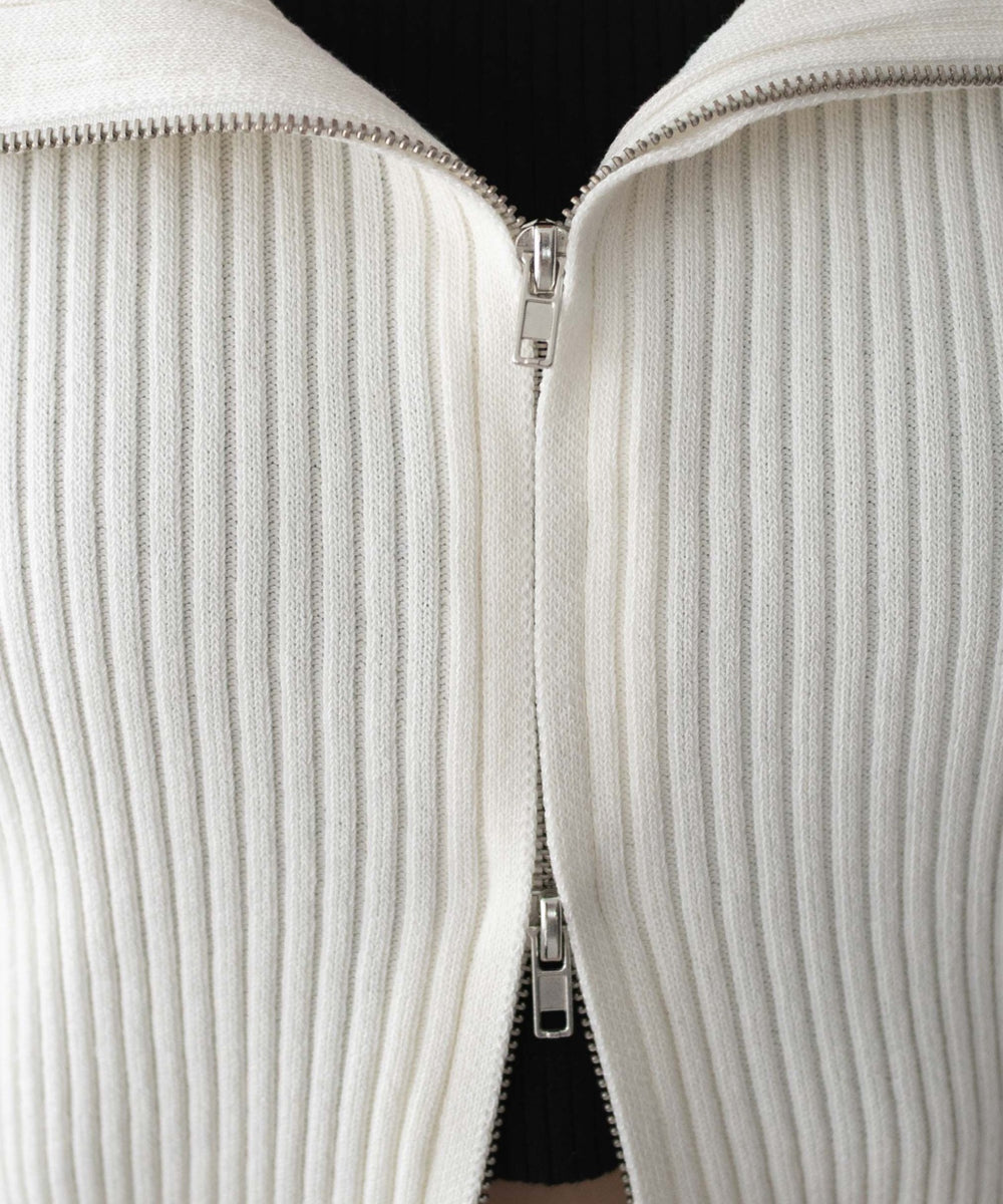 オフショルダブルジップニット