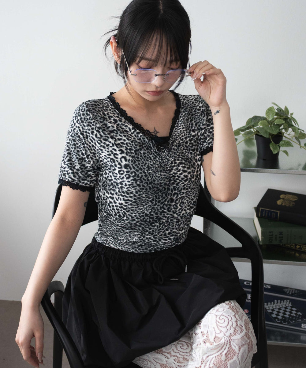 グレー モデル：159cm F着用