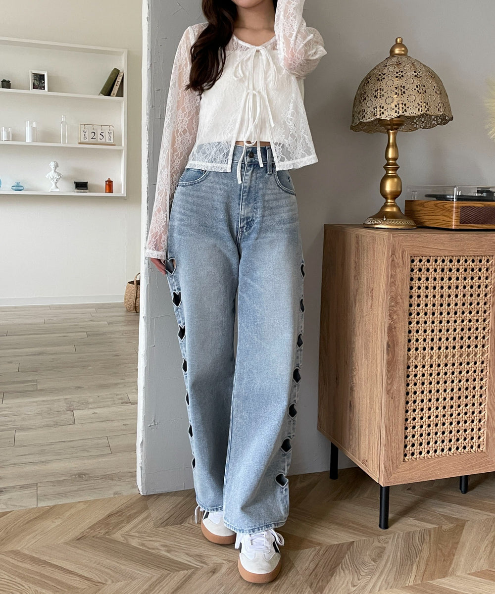 ホワイト モデル：160cm F着用