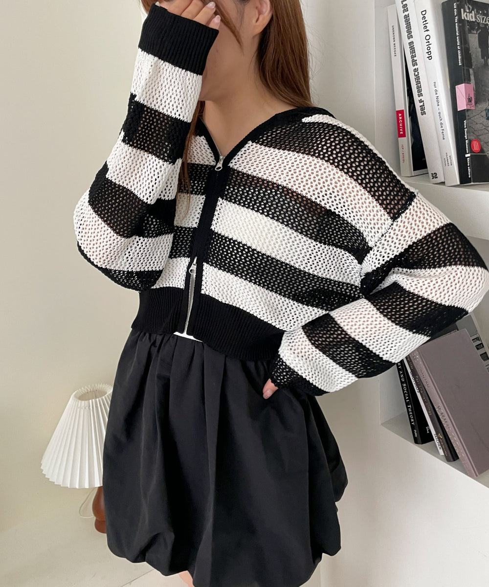 ブラックボーダー　モデル:157cm F着用