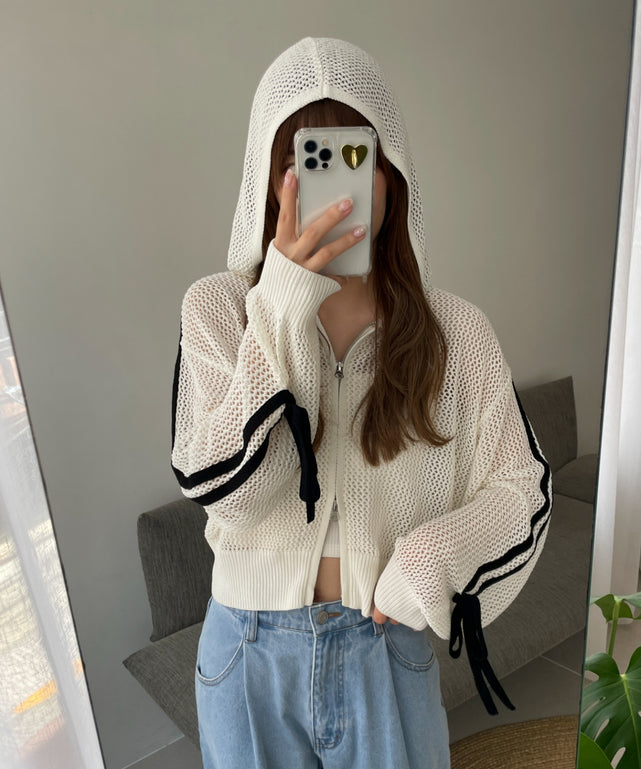 ホワイトアイボリー　モデル:157cm F着用