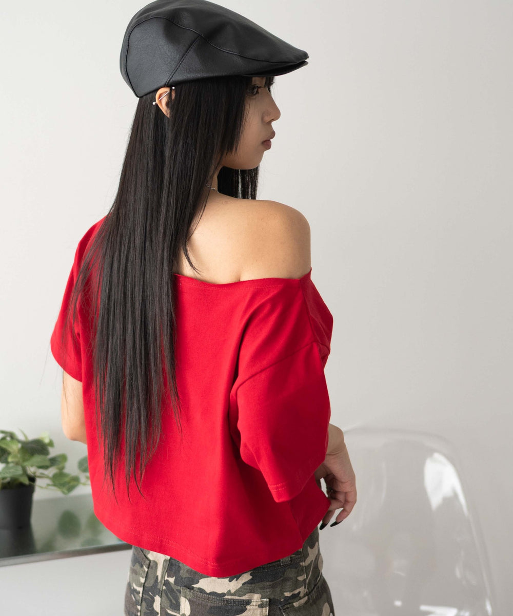 レッド モデル：160cm F着用