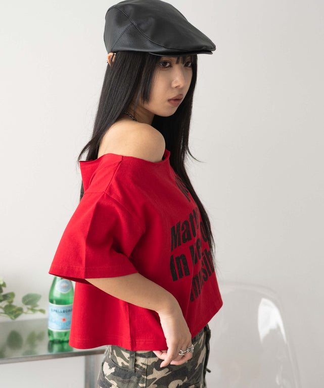 レッド モデル：160cm F着用