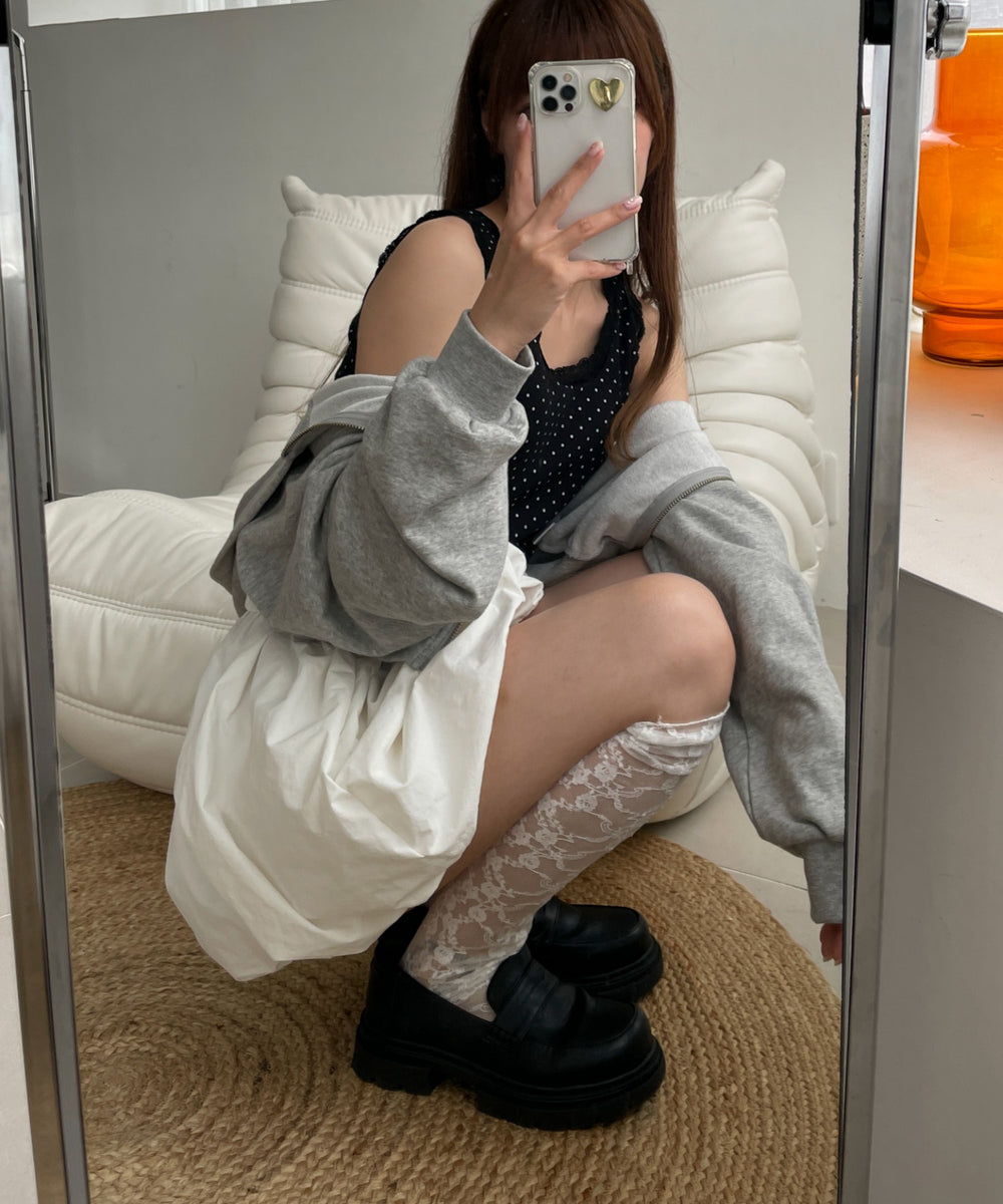 オフホワイト　モデル:157cm F着用