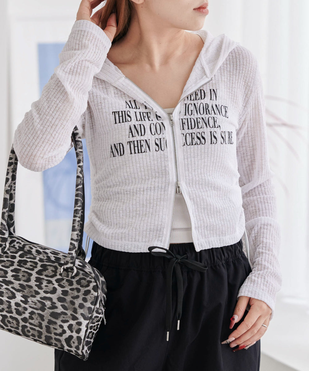 ホワイト モデル：155cm F着用