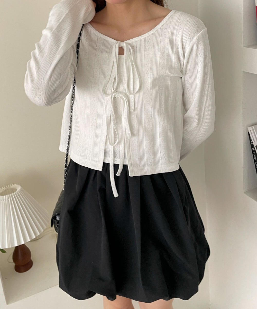 オフホワイト　モデル:157cm F着用