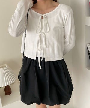 オフホワイト　モデル:157cm F着用