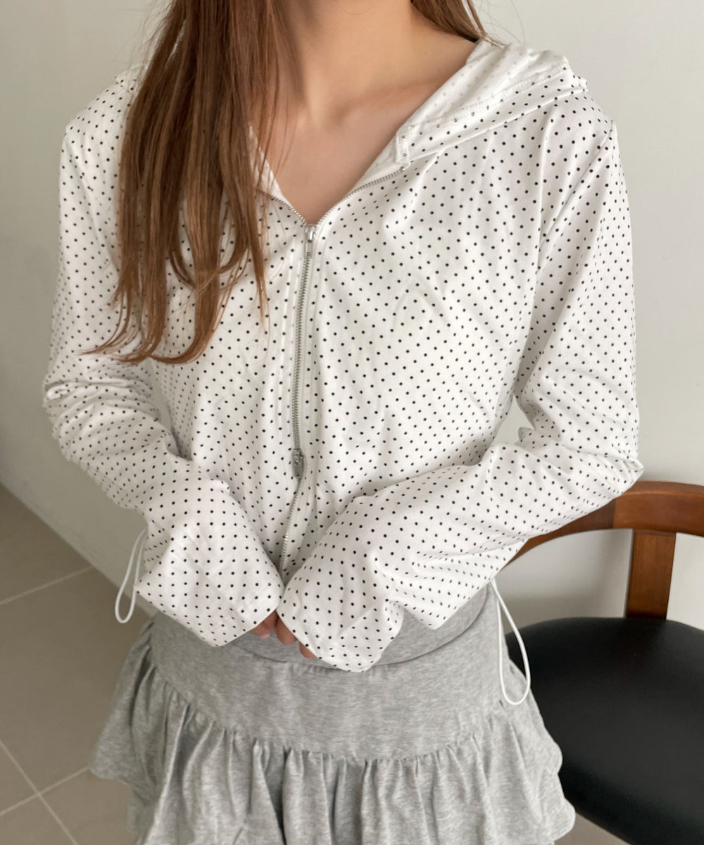 ホワイト　モデル:157cm F着用