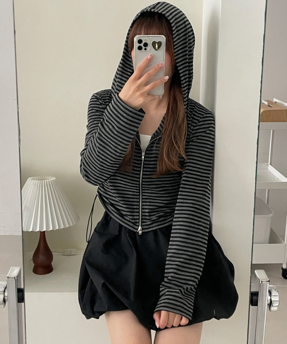 グレーボーダー　モデル:157cm F着用