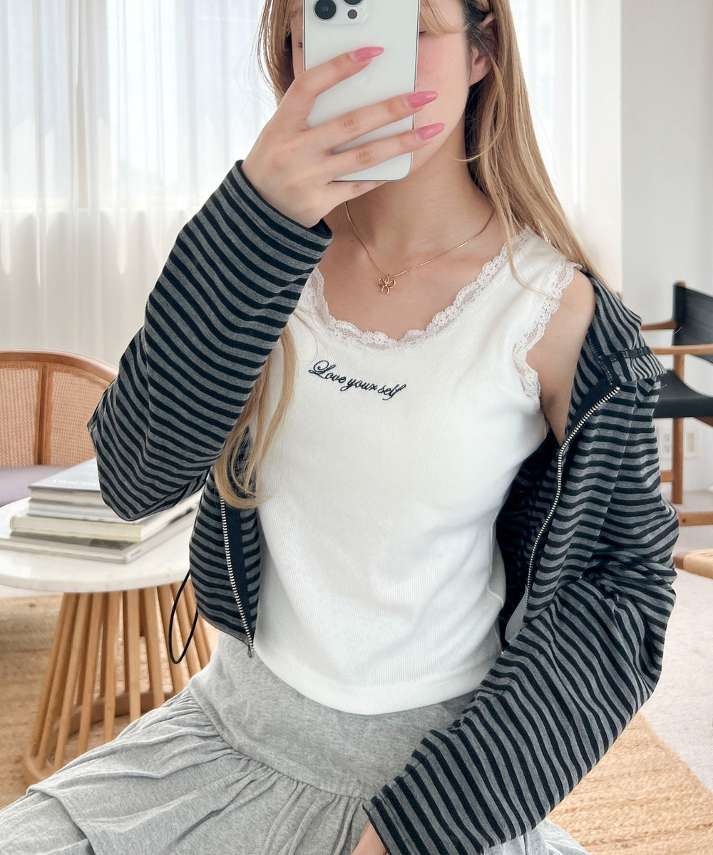 ホワイト モデル：160cm F着用